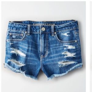 American Eagle Tomgirl shorts